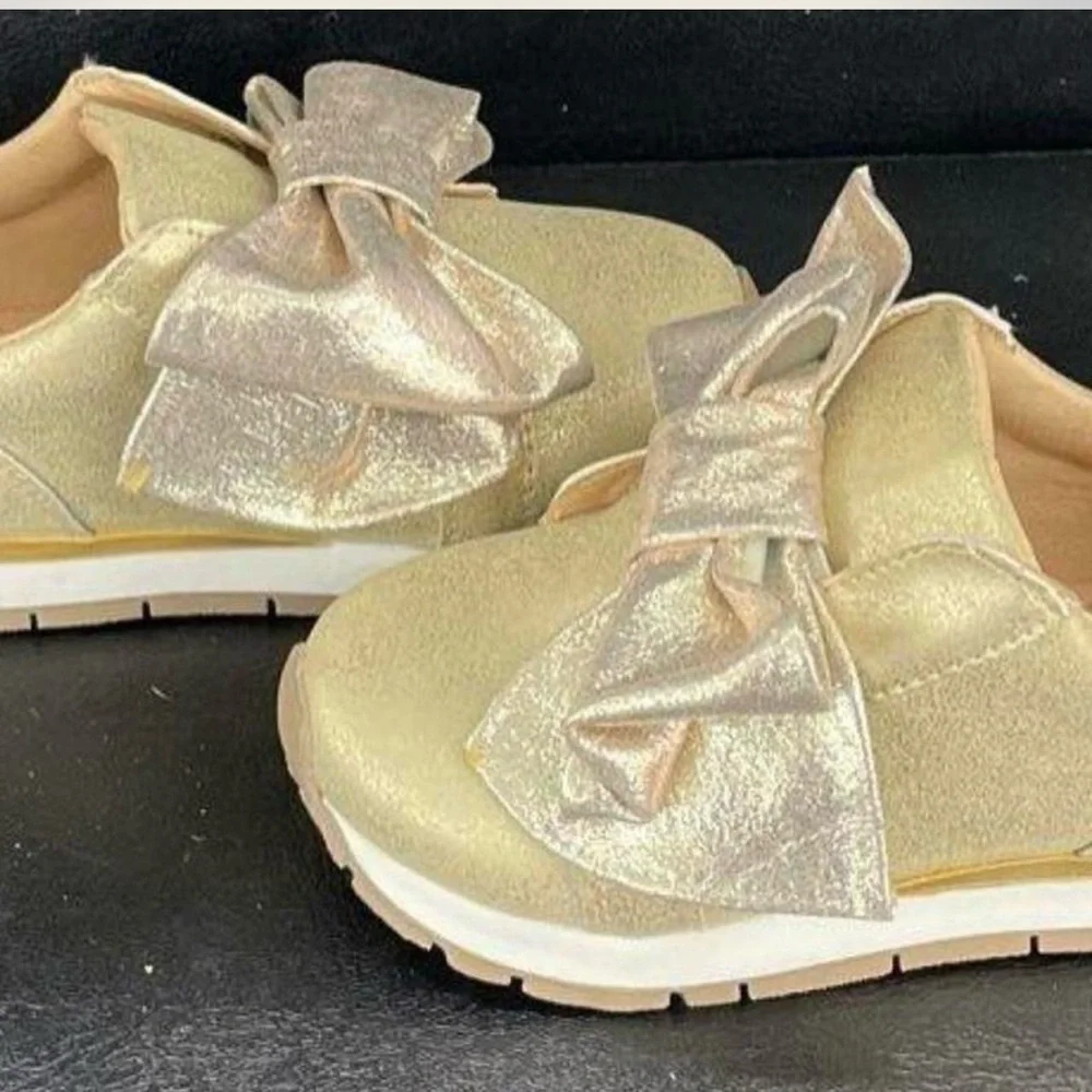 Gold Sneaker with Bow and Shimmer